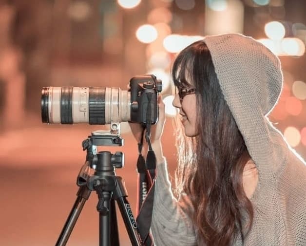 photo appareil photographe en action