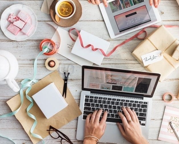 plan travail ordinateur cadeaux